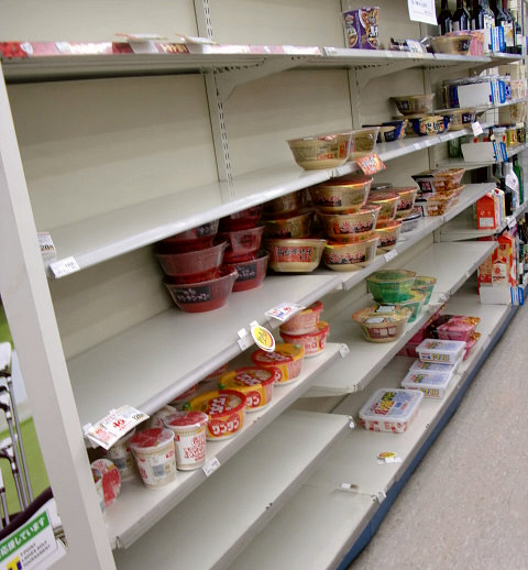 コンビニからモノが消える