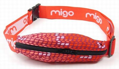 migo（ミゴ）収縮素材 ベルトバッグ（ウエストポーチ） FALLINGKNIT(レッド)