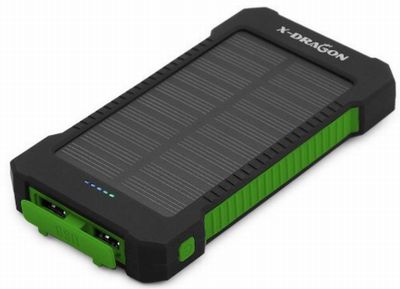 Amazon | X-DRAGON ソーラーチャージャー 10000mAh ポータブル ソーラー充電器 頑丈で耐衝撃 デュアルUSB ソーラーバッテリーチャージャー iPhone 6 Plus 5S 5C 5 4S/iPod/Samsung Galaxy S6 S6 Edge S5 S4 S3 Note 4 3/LG G3/Nexus/HTC One M9/Goproカメラ/GPS等マルチデバイス対応（グリーン） | ソーラーチャージャー オンライン通販