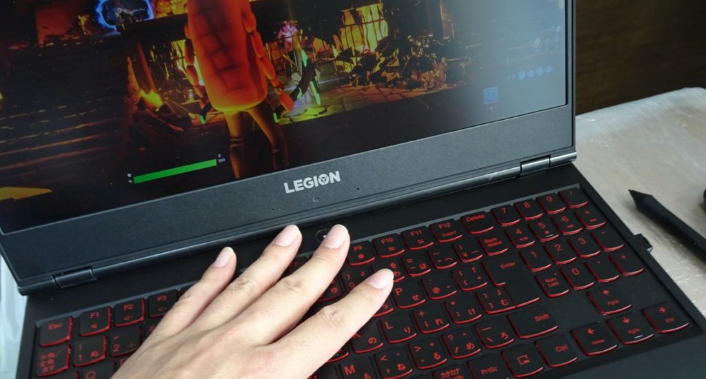 レノボLegion Y7000は安くて高性能でお父さん満足のゲーミングノートPC